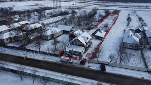 Casă cu spațiu comercial de vânzare în comuna Ciofrângeni, sat Lacurile, județ Argeș. - imagine 4