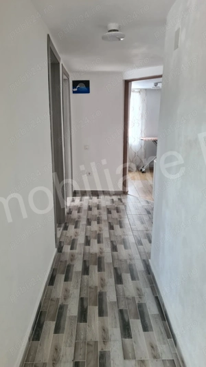 Casă cu spațiu comercial de vânzare în comuna Ciofrângeni, sat Lacurile, județ Argeș. - imagine 10