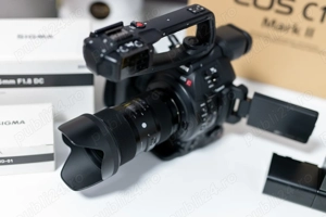 Canon C100 Mark II + Sigma 18-35mm f 1.8