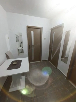 Garsonieră modernă decomandată, renovată, Piața Alba Iulia