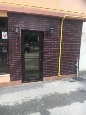 Inchiriez spatiu comercial 100m2