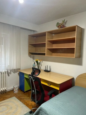 Ap. 3 camere cu garaj sub bloc zona I. Traian - imagine 9