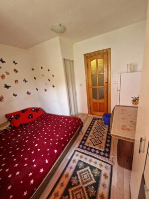 Camera camin cu baie in camera Bularga 