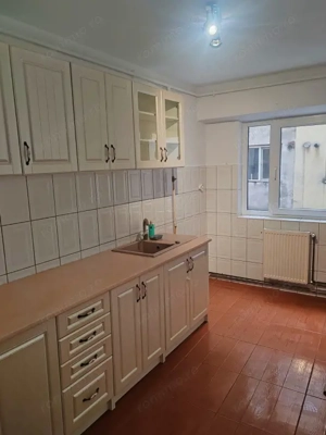 Apartament 3 camere decomandat – zonă excelentă Don Pio, Baia Mare