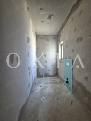 AX1187 Mosnita Noua, 1/2 Duplex Despartit Prin Camera Tehnica - imagine 6