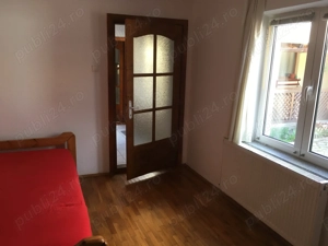 Proprietar inchiriez apartament 2 camere la casa - imagine 2