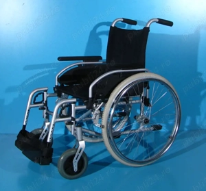 Scaun cu rotile din aluminiu - B+B