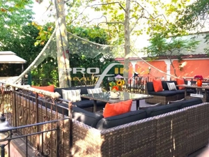 Venus, pensiune  moderna, decorata art deco, 11 camere si restaurant - imagine 2