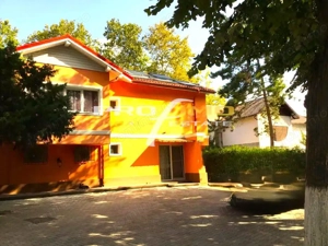 Venus, pensiune  moderna, decorata art deco, 11 camere si restaurant - imagine 3