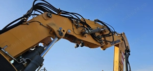 Excavator pe roți Liebherr A914 C - imagine 8