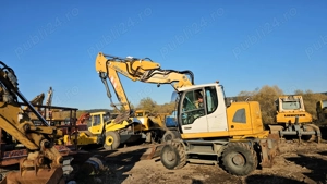Excavator pe roți Liebherr A914 C - imagine 13