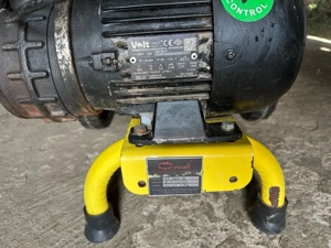 vând mulgatoare - imagine 4