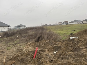 Teren de vânzare comuna 1 decembrie  - imagine 2