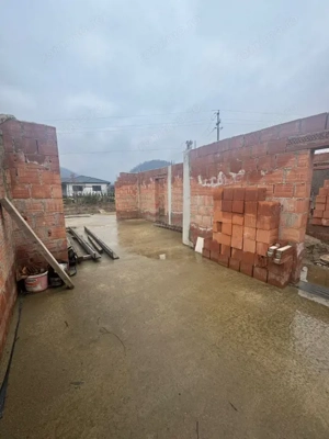 Casă la roșu în Tăuții Măgherăuș, teren 800 mp, acces triplu - imagine 11