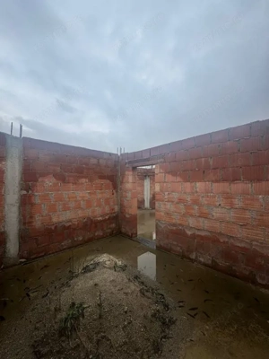 Casă la roșu în Tăuții Măgherăuș, teren 800 mp, acces triplu - imagine 13