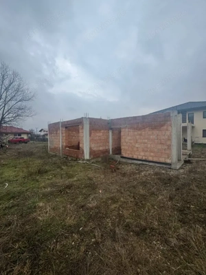 Casă la roșu în Tăuții Măgherăuș, teren 800 mp, acces triplu - imagine 5