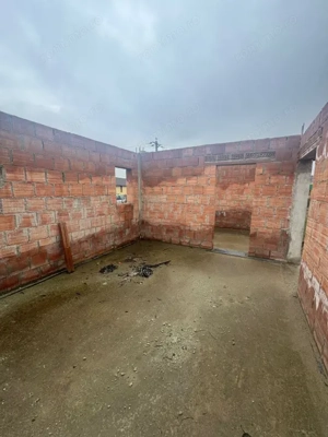 Casă la roșu în Tăuții Măgherăuș, teren 800 mp, acces triplu - imagine 15