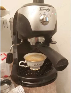 Espressor manual De'Longhi EC221.B 15 bari, 1 l, Dispozitiv spumare