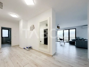 Penthouse exclusivist de vanzare panorama pe lac - imagine 14