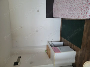 Etaj de închiriat la curte   2 camere + baie + bucatarie - imagine 7