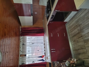 Etaj de închiriat la curte   2 camere + baie + bucatarie - imagine 9