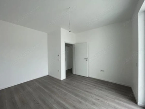 Duplex 4 camere central Mosnita Veche - imagine 9