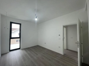 Duplex 4 camere central Mosnita Veche - imagine 11