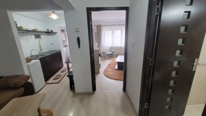 Apartament 1 camera Central Petroşani 30mp 30000 Euro FIX - imagine 2
