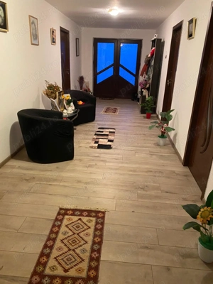 Vilă spațioasă cu teren generos   Vișina, comuna Poiana, județul Galați - imagine 4