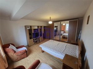 Studio Brancusi,  bloc 2010, centrala