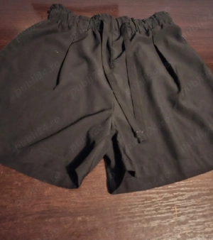 Pantaloni scurți negri cu șnur - imagine 4