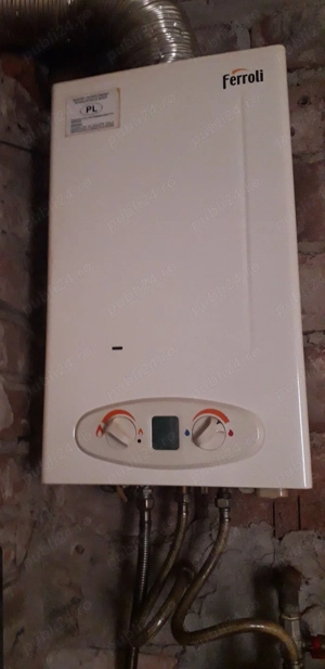 Vanzare instant Ferolli apa calda pe gaz
