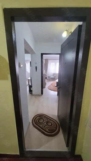 Apartament 1 camera Central Petroşani 30mp 35000 Euro FIX