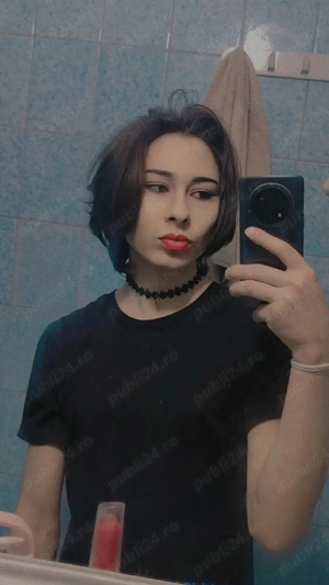 Salut, mă numesc Alex, 24 ani,  ofer servicii totale și multe alte fantezii 