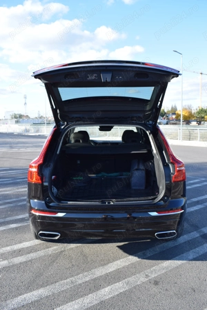 Volvo XC60 T8 Plug in hybrid 2l benzina - imagine 4