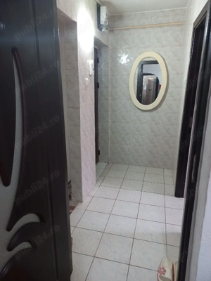 Apartament 2 camere semidecomandat de vanzare
