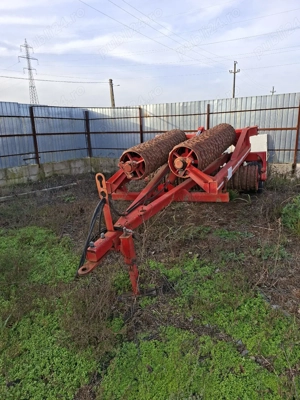 Tăvălug hidraulic tractat 6m