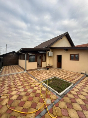 Casa de inchiriat - 720 euro - Giroc