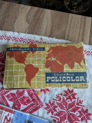 Cutie creioane color "Republica Sibiu -1965 +2 creioane