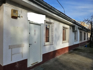 Cladire spatii comerciale zona Vlaicu-Fortuna