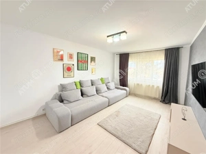 Apartament cu 2 camere decomandatecu pivnita zona Vasile Aaron