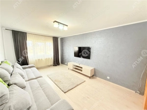 Apartament cu 2 camere decomandatecu pivnita zona Vasile Aaron - imagine 3