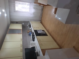 vind apartament 3 camere