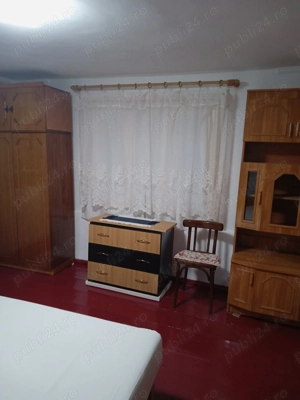 Închiriez cameră,la curte, în Brăilița  - imagine 6