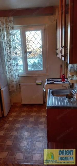 Inel 2, apartament 3 camere, etaj 1, gaze, vanzari Constanta