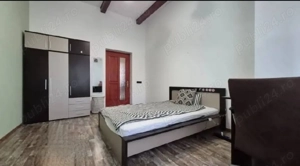 Casa de vânzare în Lipova   3 dormitoare + curte mare    115,000 - imagine 4