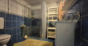 Casa de vânzare în Lipova   3 dormitoare + curte mare    115,000 - imagine 5