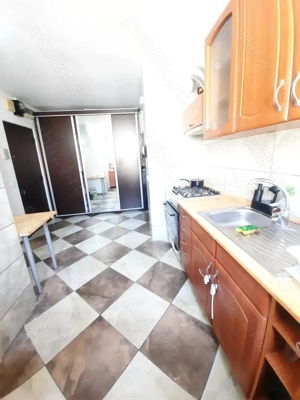  soseaua alexandriei    3  camere  etaj 4 - imagine 10