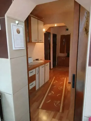Vand apartament 3 camere, decomandat, Tg Jiu