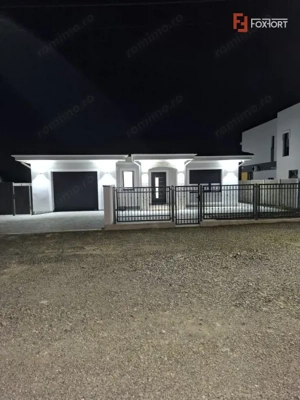 Casa individuala cu 5 camere si teren de 749 mp, zona Dumbravita - imagine 2